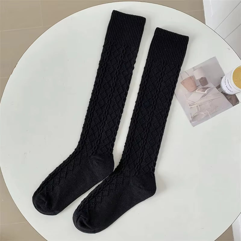 LuWe Cozy Cable Knit Socks