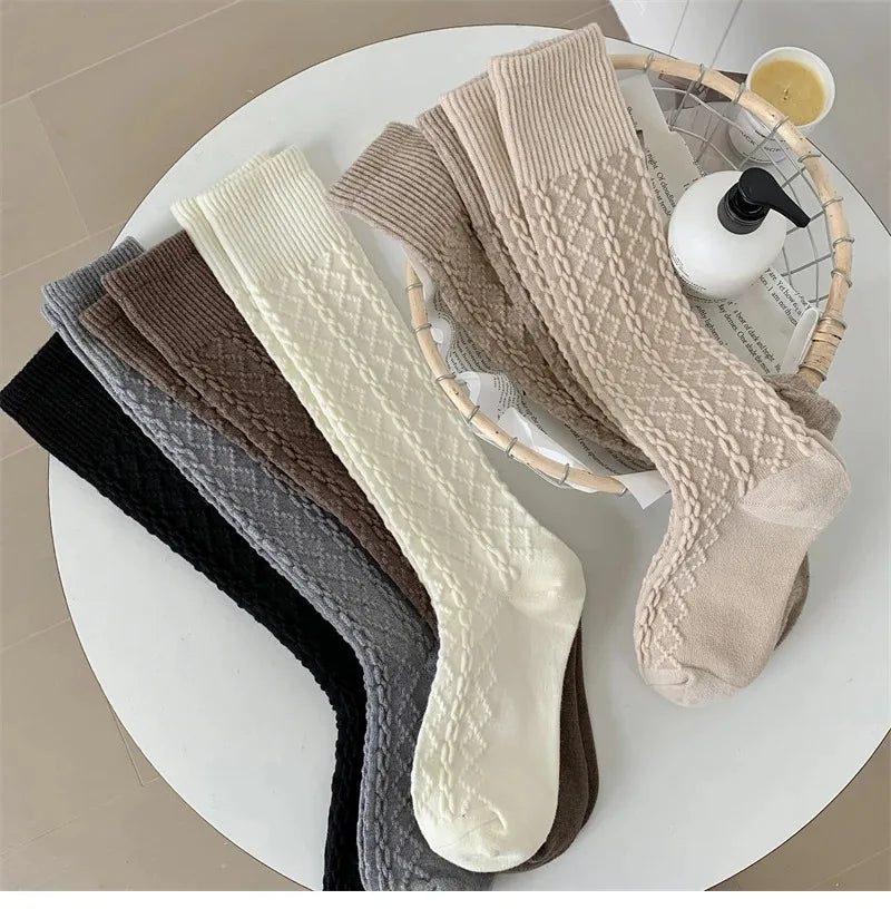 LuWe Cozy Cable Knit Socks